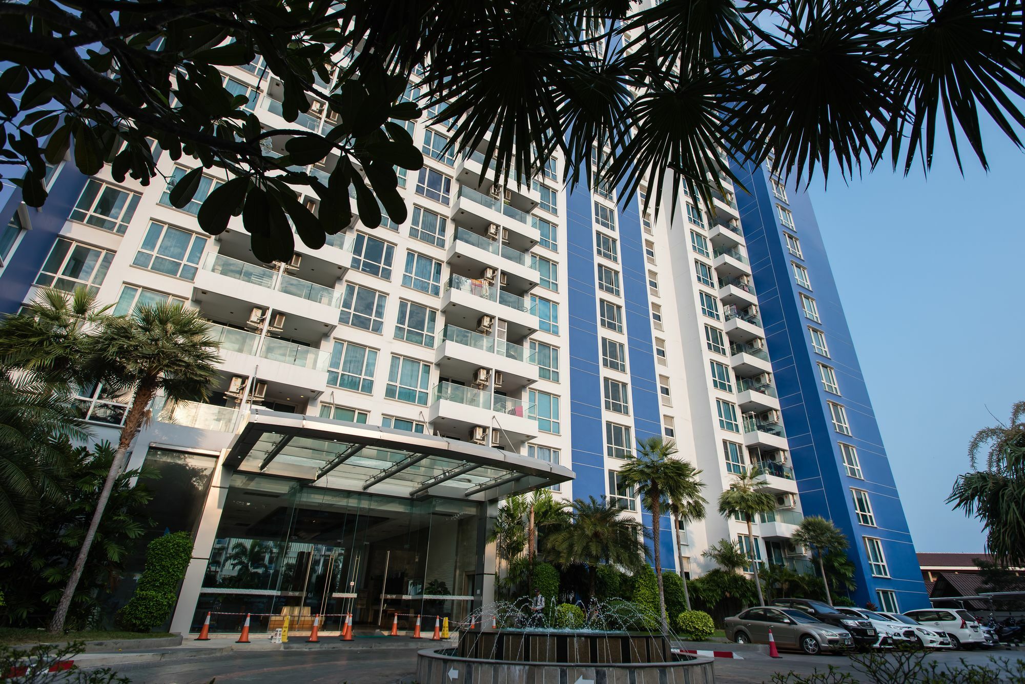 The Cliff Condominium Pattaya Exterior foto